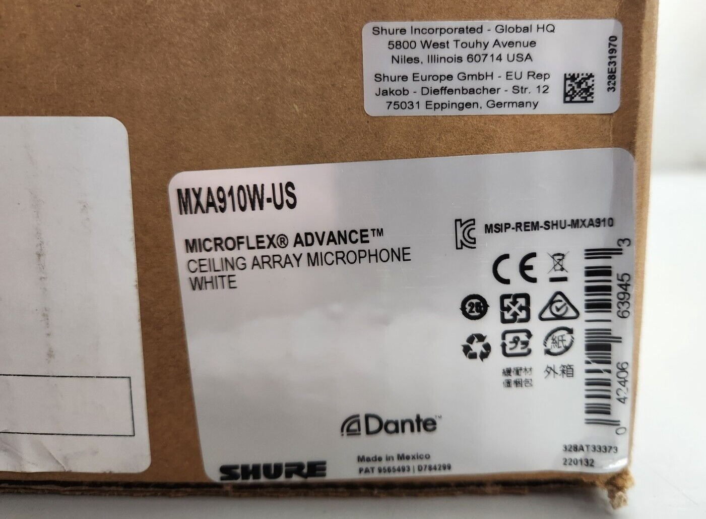 SHURE MXA910W-US - 24" Microflex Advance MXA910 Ceiling Array Microphone Dante