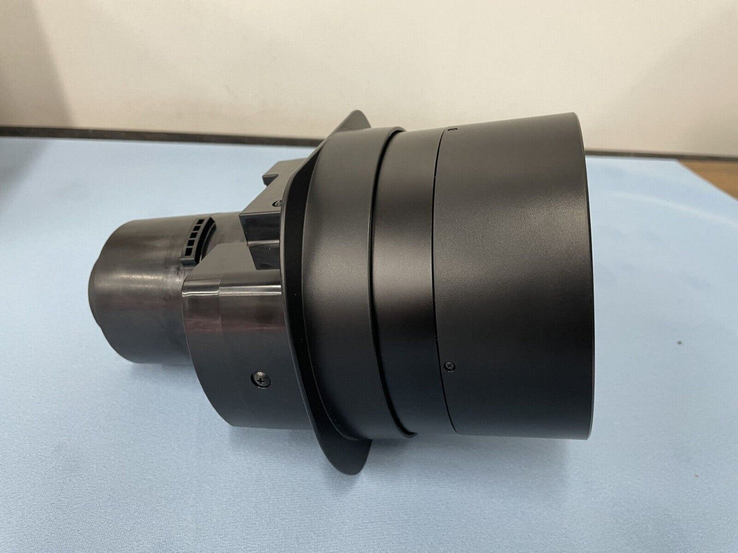 Hitachi ML-904 / ML904 Middle Throw Zoom - Large Venue Projector/Projection Lens