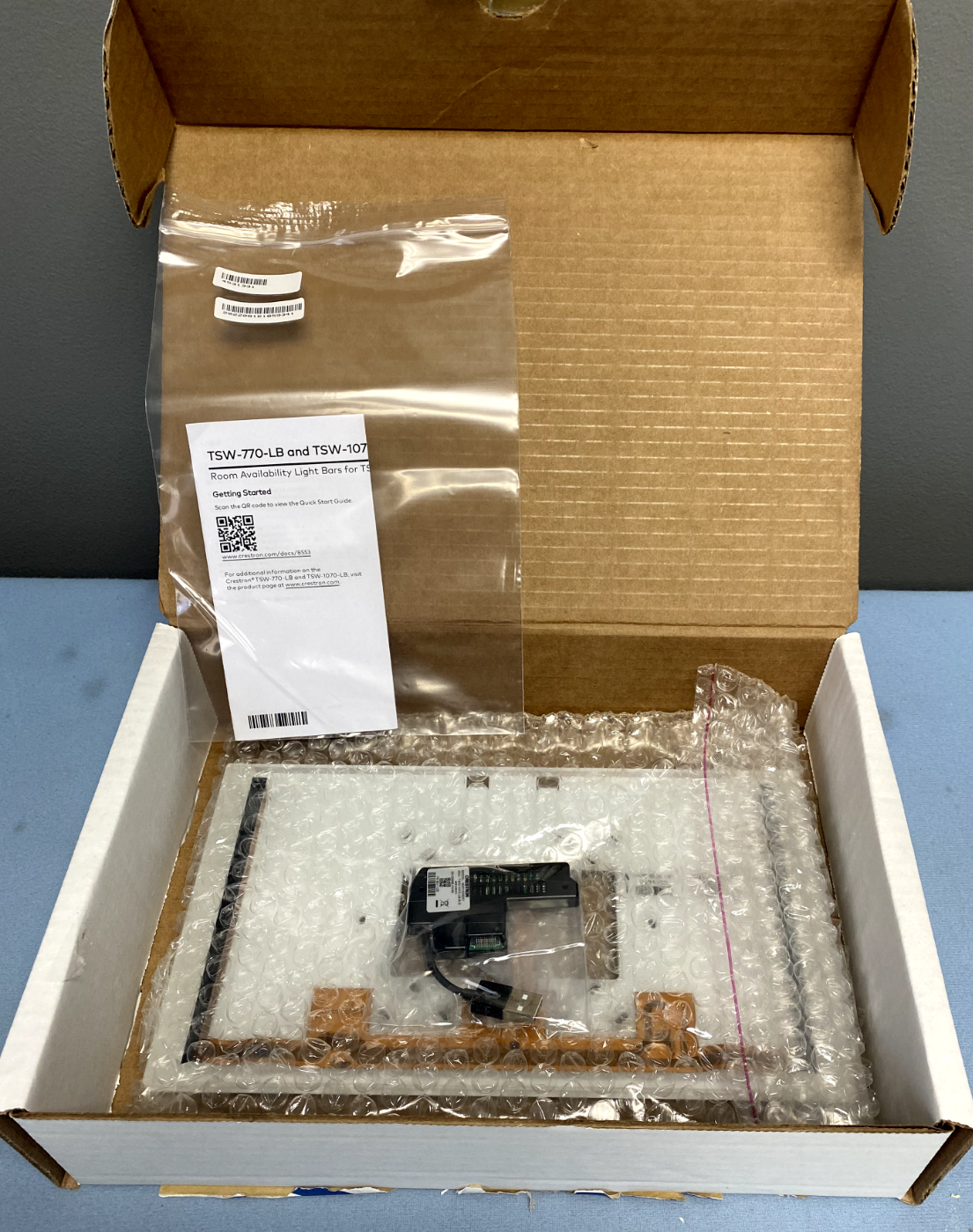 Crestron TSW-1070-LB-B-S Room Availability Light Bar for TSW-1070 Series 6511125