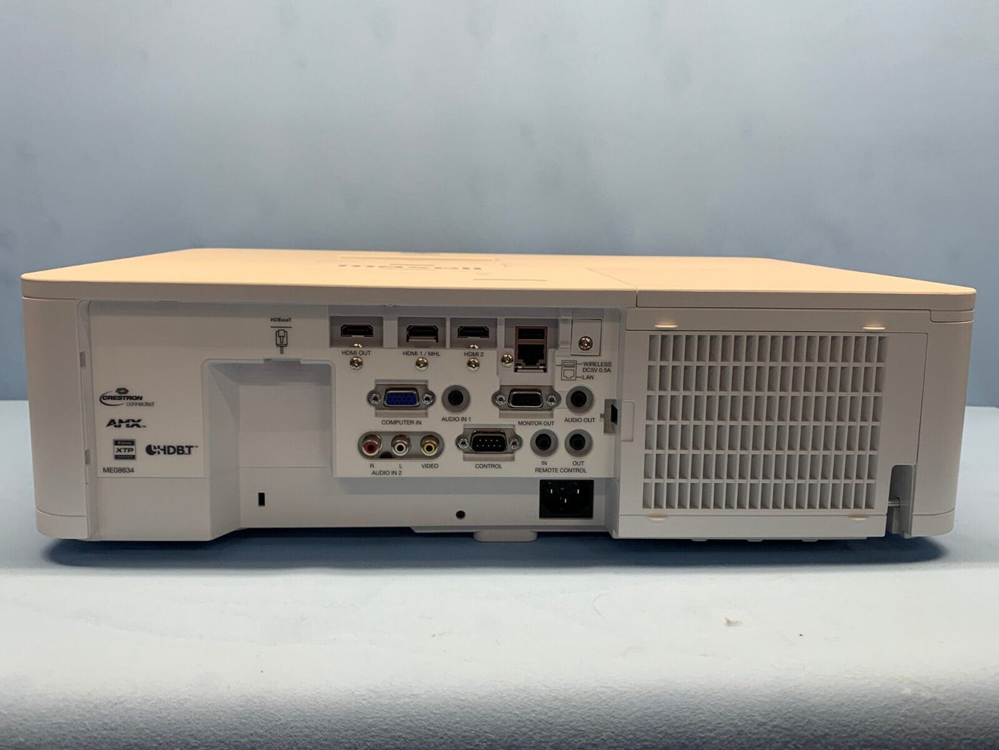 Maxell MC-WU5505 Collegiate Series WUXGA 5000 Lumen HD LCD (Less than 550 Hrs)