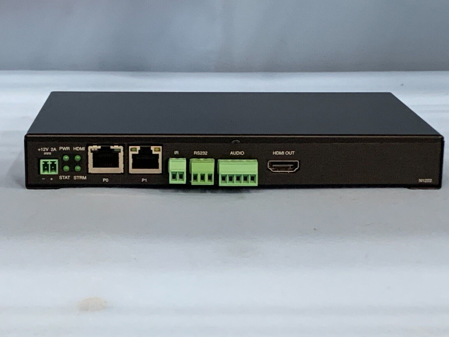 AMX NMX-DEC-N1222 / Minimal Compression 1080p60 Video over IP Decoder with PoE