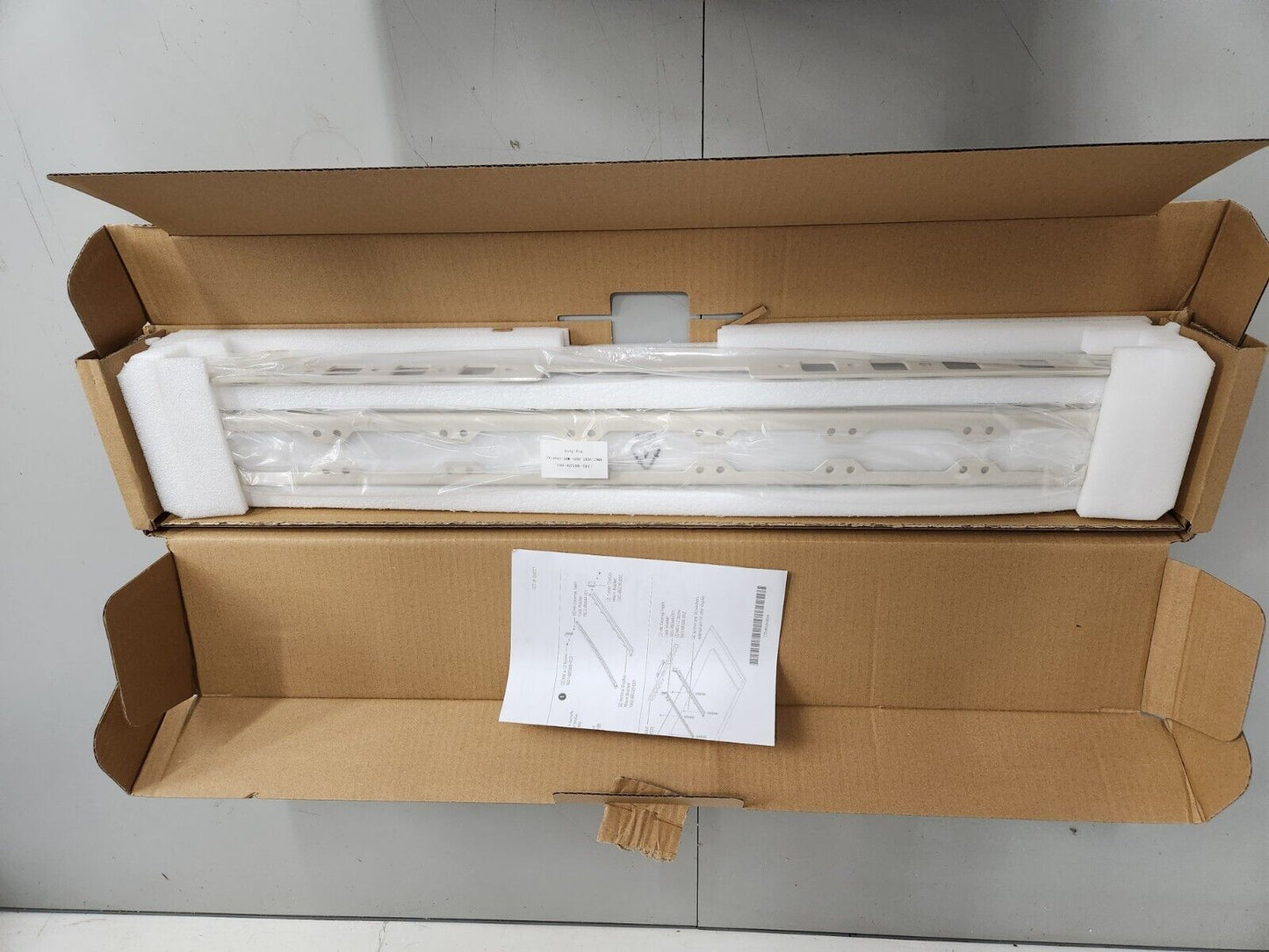 Poly Polycom Studio X50 Display VESA Mounting Kit 2215-86418-001 New