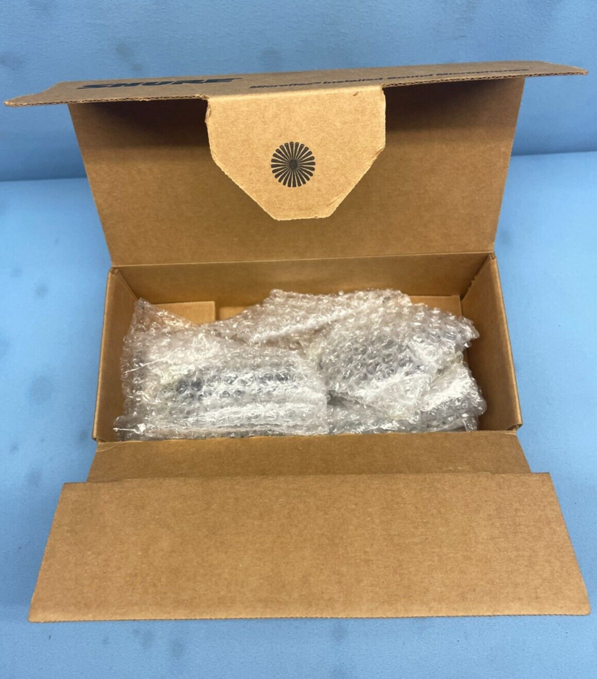 Shure MX405/C 5" Gooseneck Mic w/ Surface Mount Preamplifier (Cardioid Capsule)