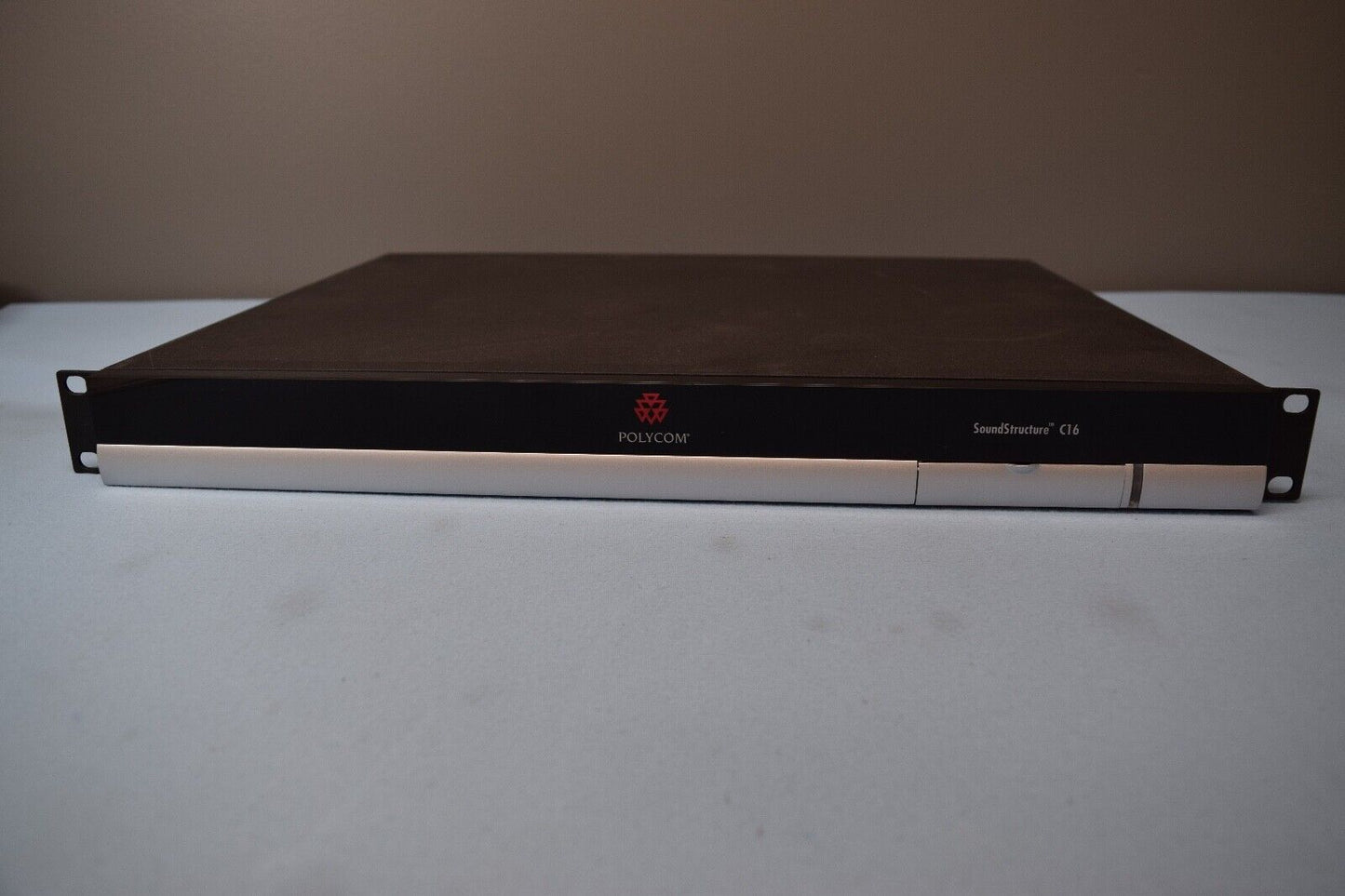Polycom SoundStructure C16 Pro Conference Audio Processor 2201-33160-001