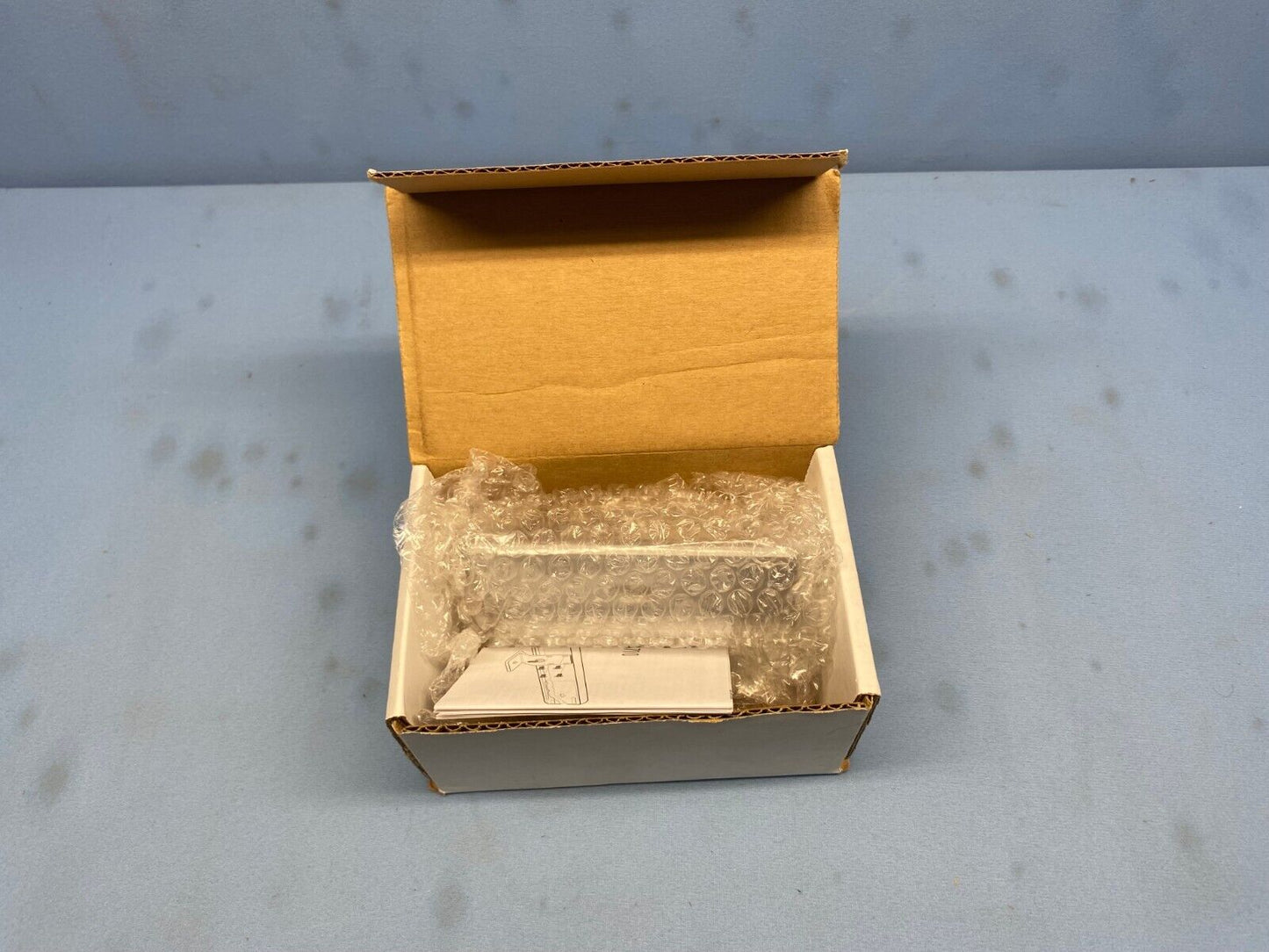 Shure A710AL-DS Desk Stand for MXA710/ LINEAR ARRAY MICROPHONE ALUMINUM