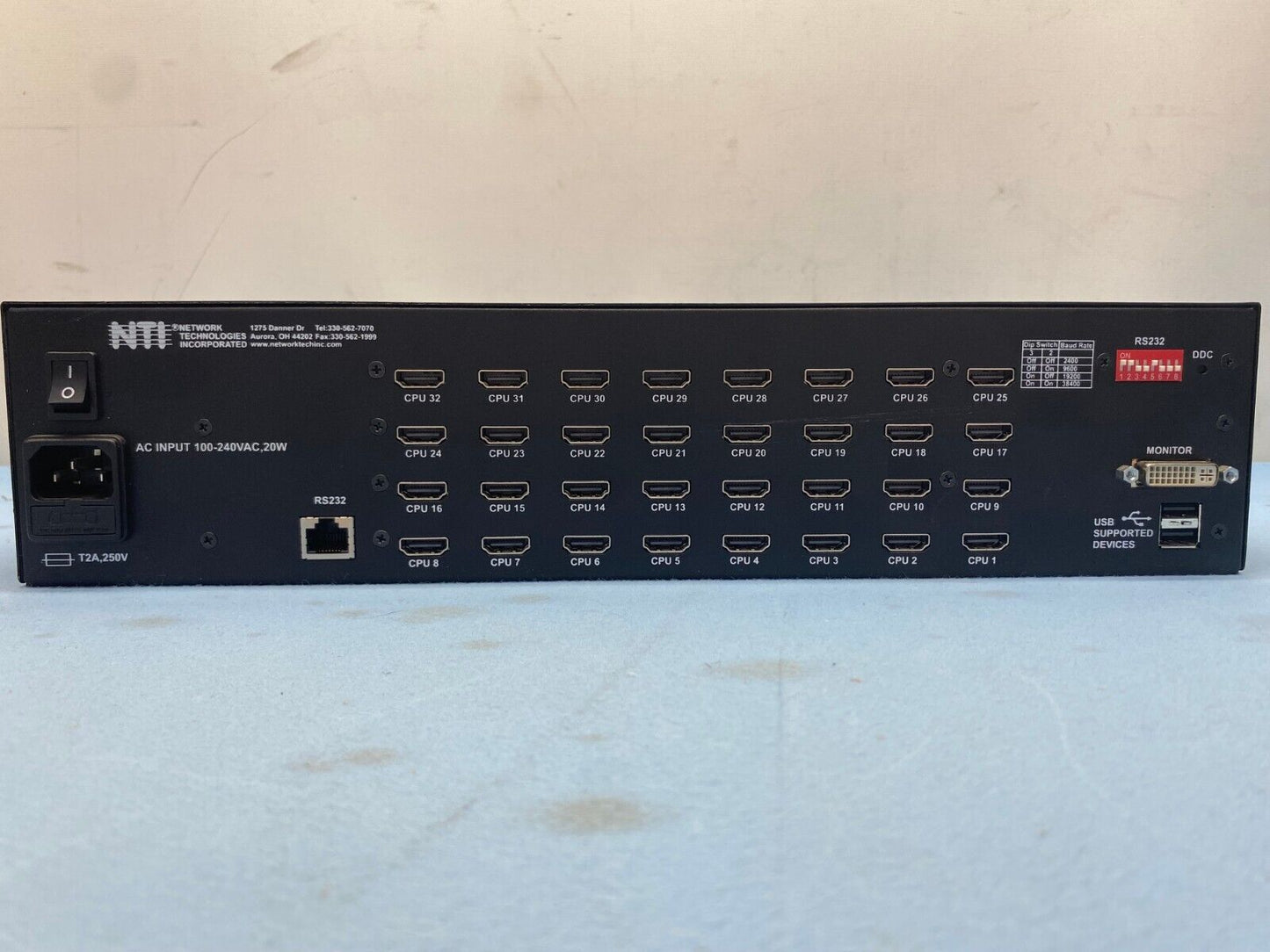 NTI KVM Unimux-DVI-32HD / AC Input 100-240VAC, 20W