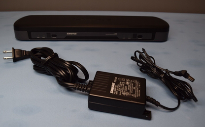 Shure PG88  H7 536-548 MHz Wireless Microphone Receiver w/ Power Supply