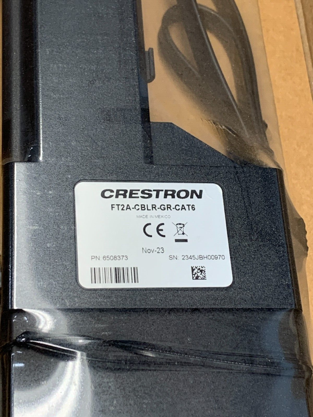 Crestron FT2A-CBLR-GR-CAT6 Gravity Cable Retractor FT2 Series CAT6 Network