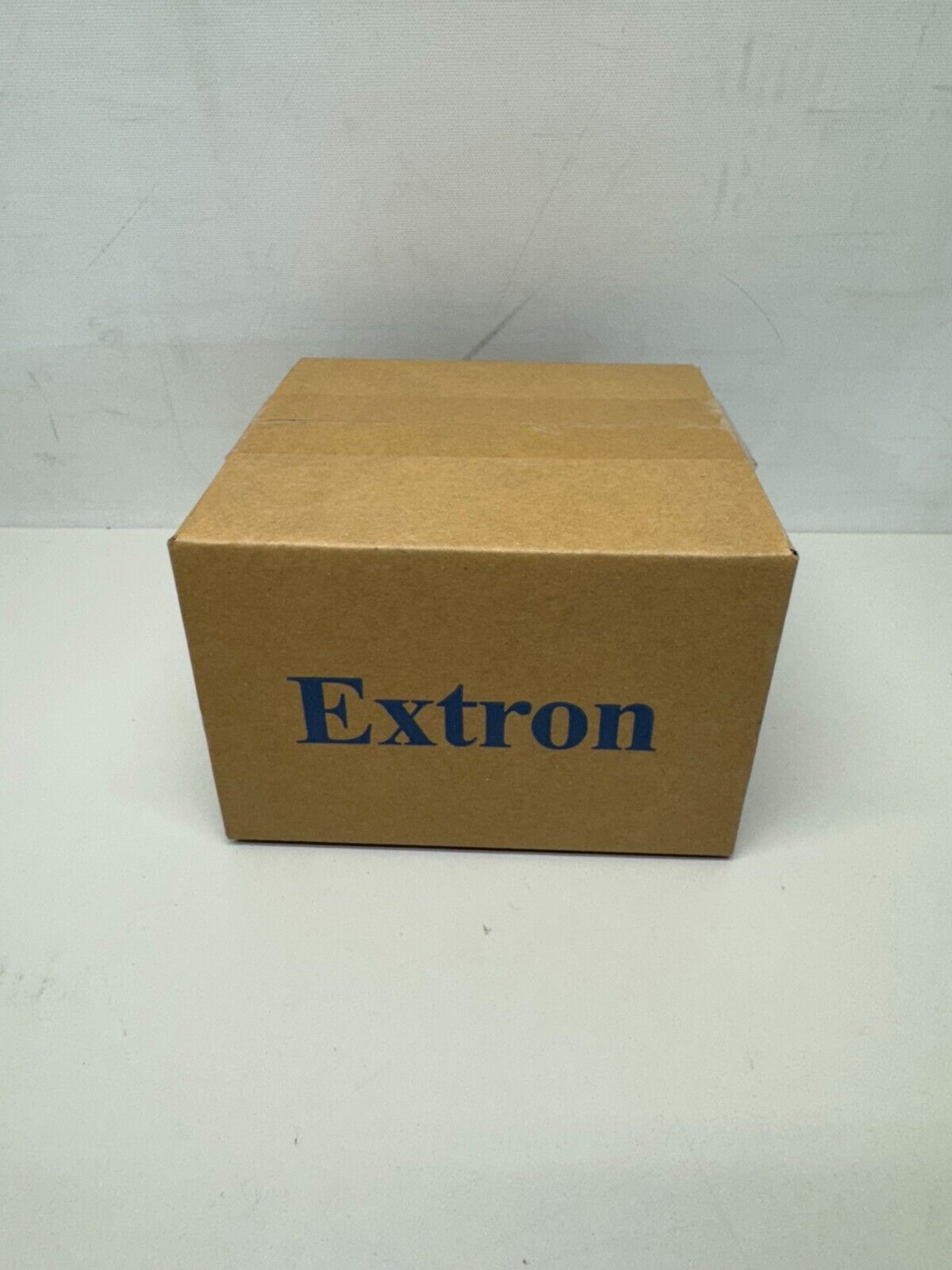 Extron SMK C SF 26PT, Ceiling Kit, White 70-1251-03