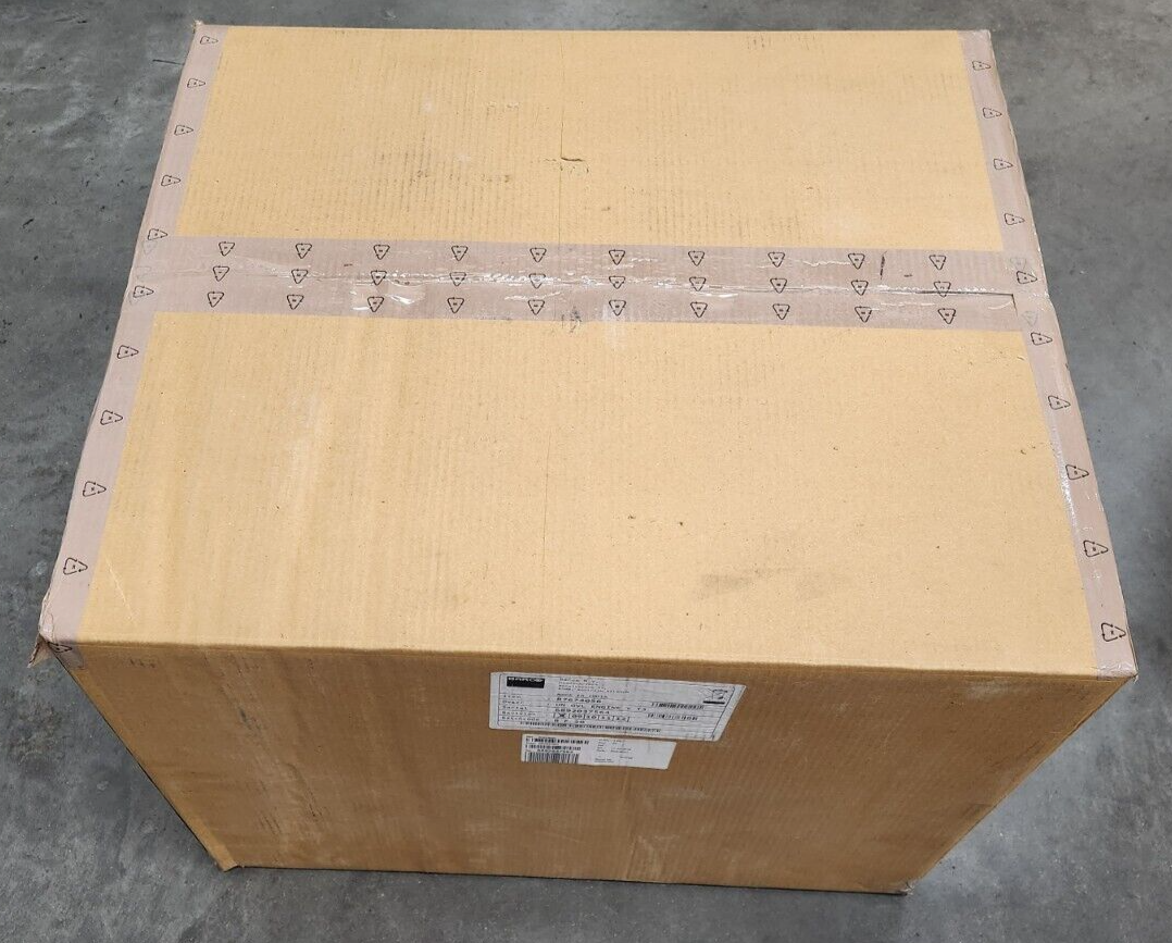 Barco UN OVL Engine Y T3 R7674056 NEW Sealed Box