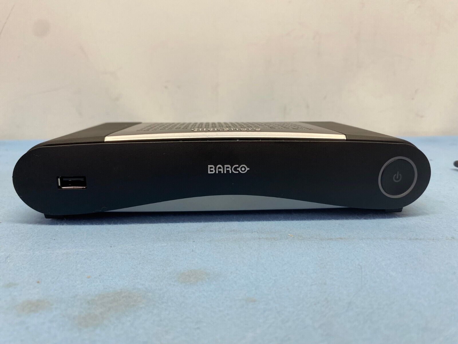 Barco CSE-200 ClickShare (R9861520NA) Wireless Presentation System