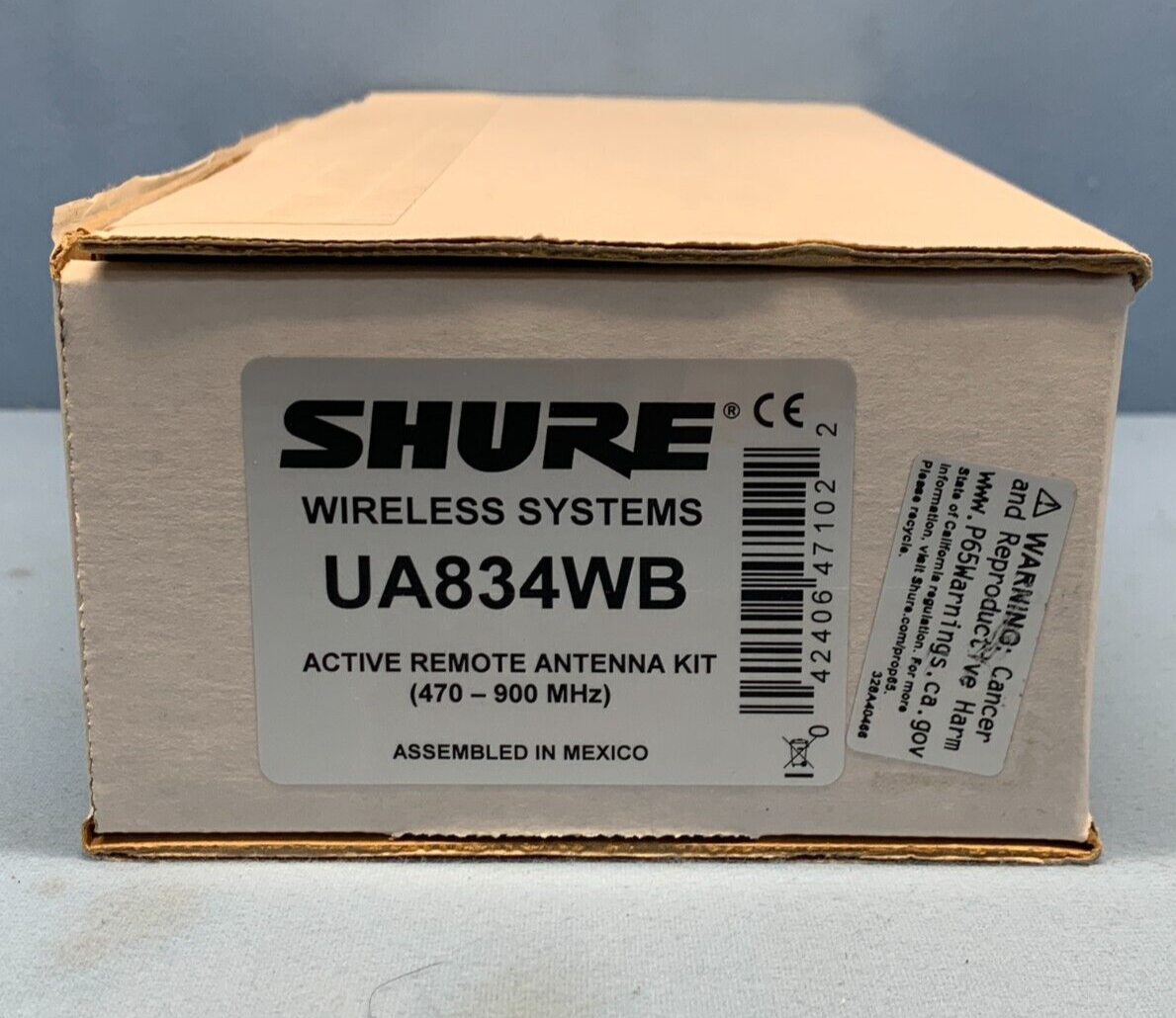 Shure UA834WB In-Line Active Remote Antenna Amplifier  470-902 MHz Open Box