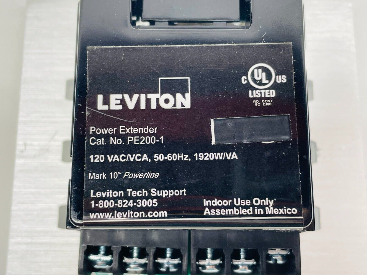 Leviton PE200-1 Power Extender, Mark 10 Powerline and Hi-lume, 1920W