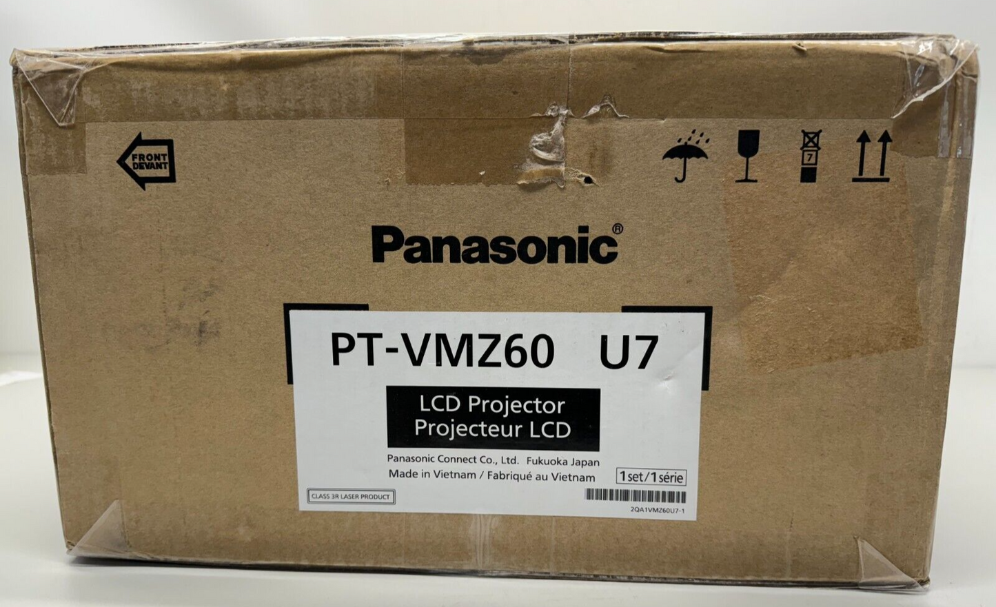 Panasonic PT-VMZ60 U7 WUXGA 3LCD Portable LCD Projector