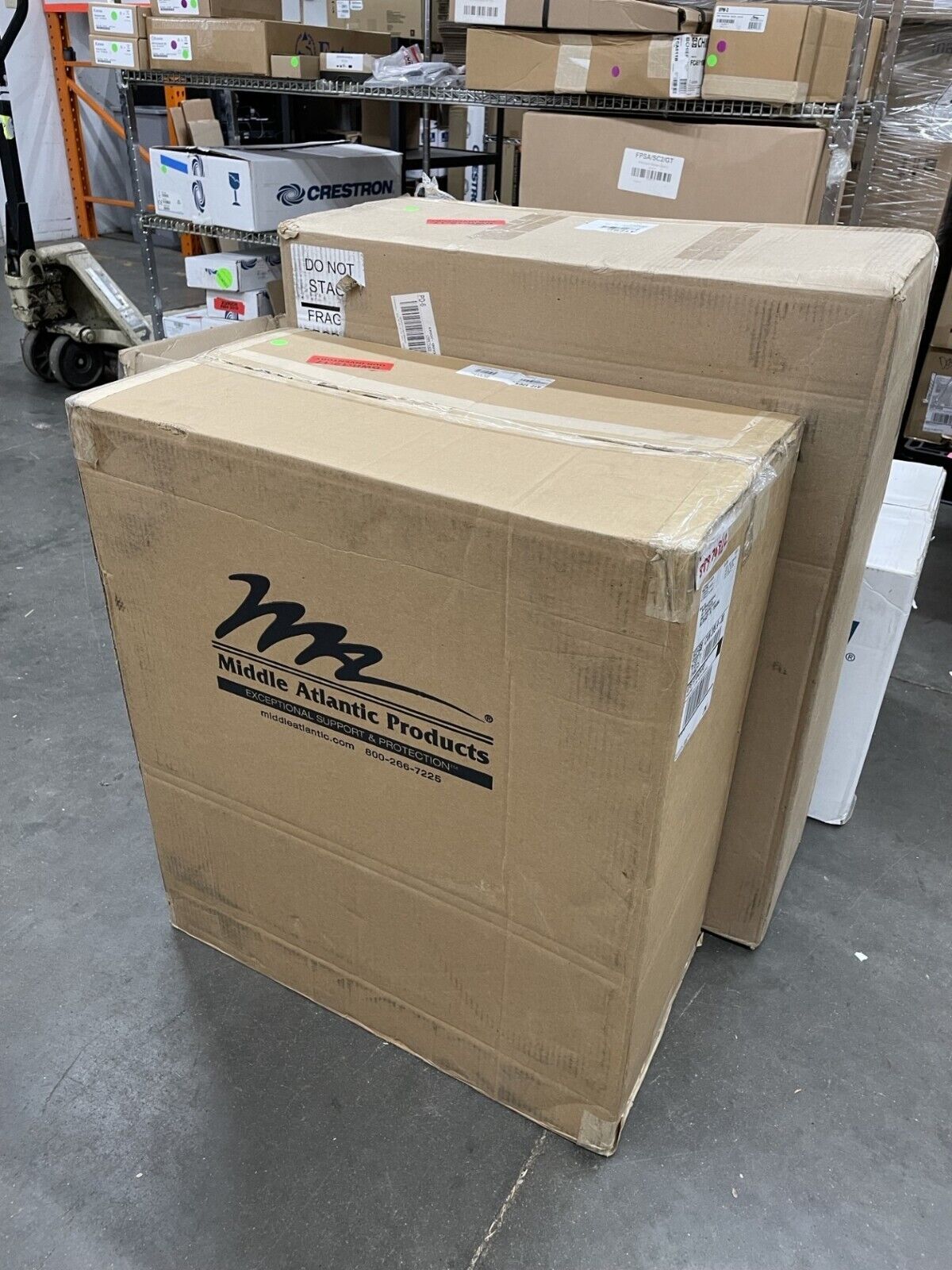 Middle Atlantic DWR-12-17 Pivoting Wall Rack Equipment Cabinet 12RU 17 ...