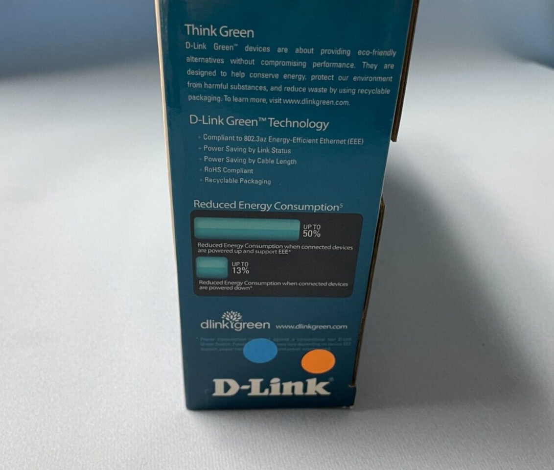 D-Link  (DES-1005P) 5-Port 10/100 Desktop Switch with 1 PoE Port NOB