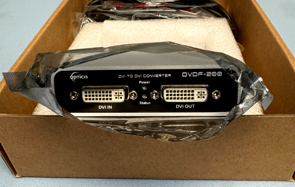 Opticis DVDF-200 DVI to One Fiber DVI Video Format Converter w/ Power Supply