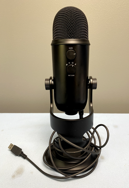 Blue Yeti USB Condenser Microphone 888-000322 Black