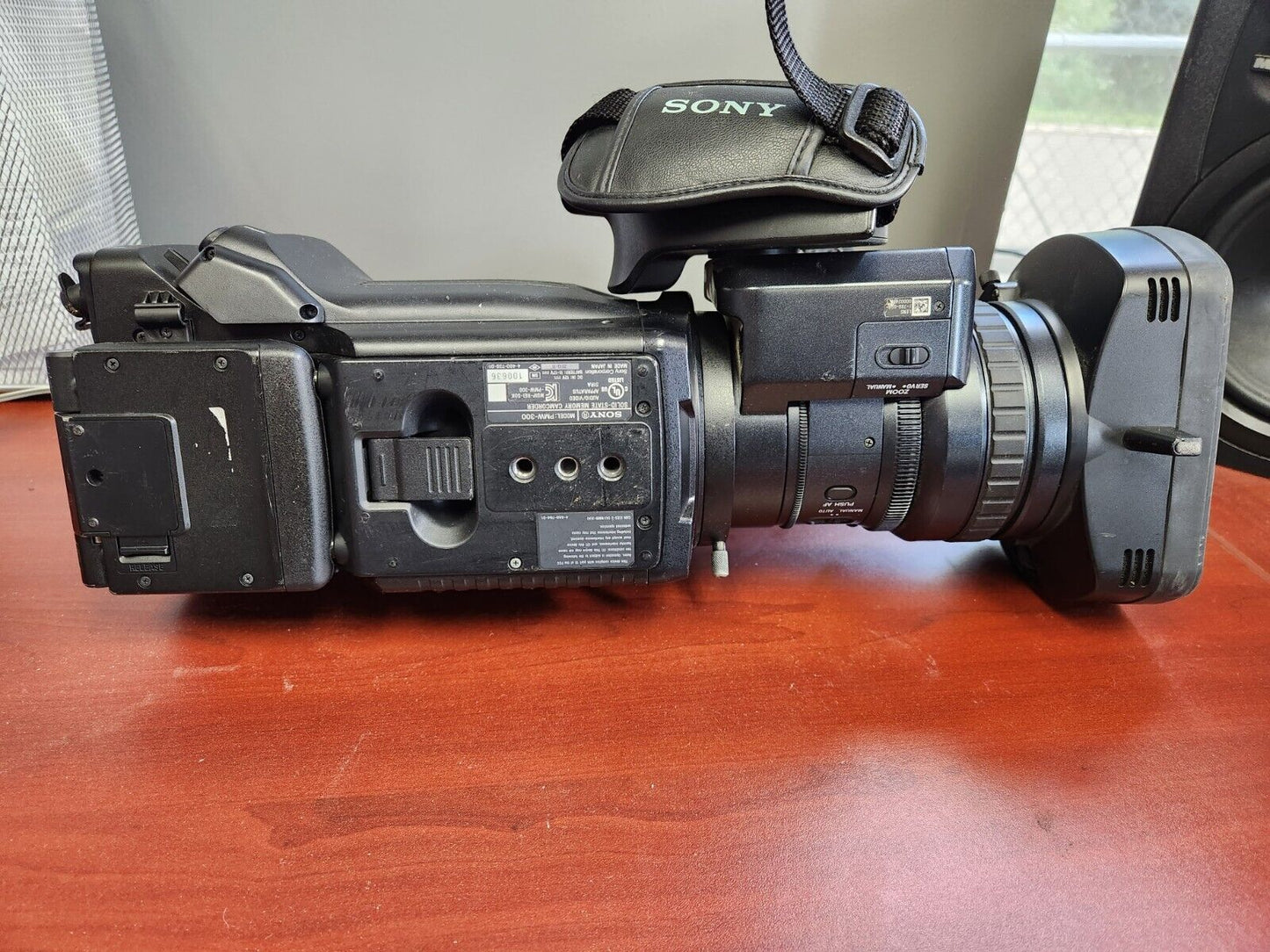 Sony PMW-300 XDCAM Full HD Professional Video Camcorder PMW-300K1  MPEG HD422