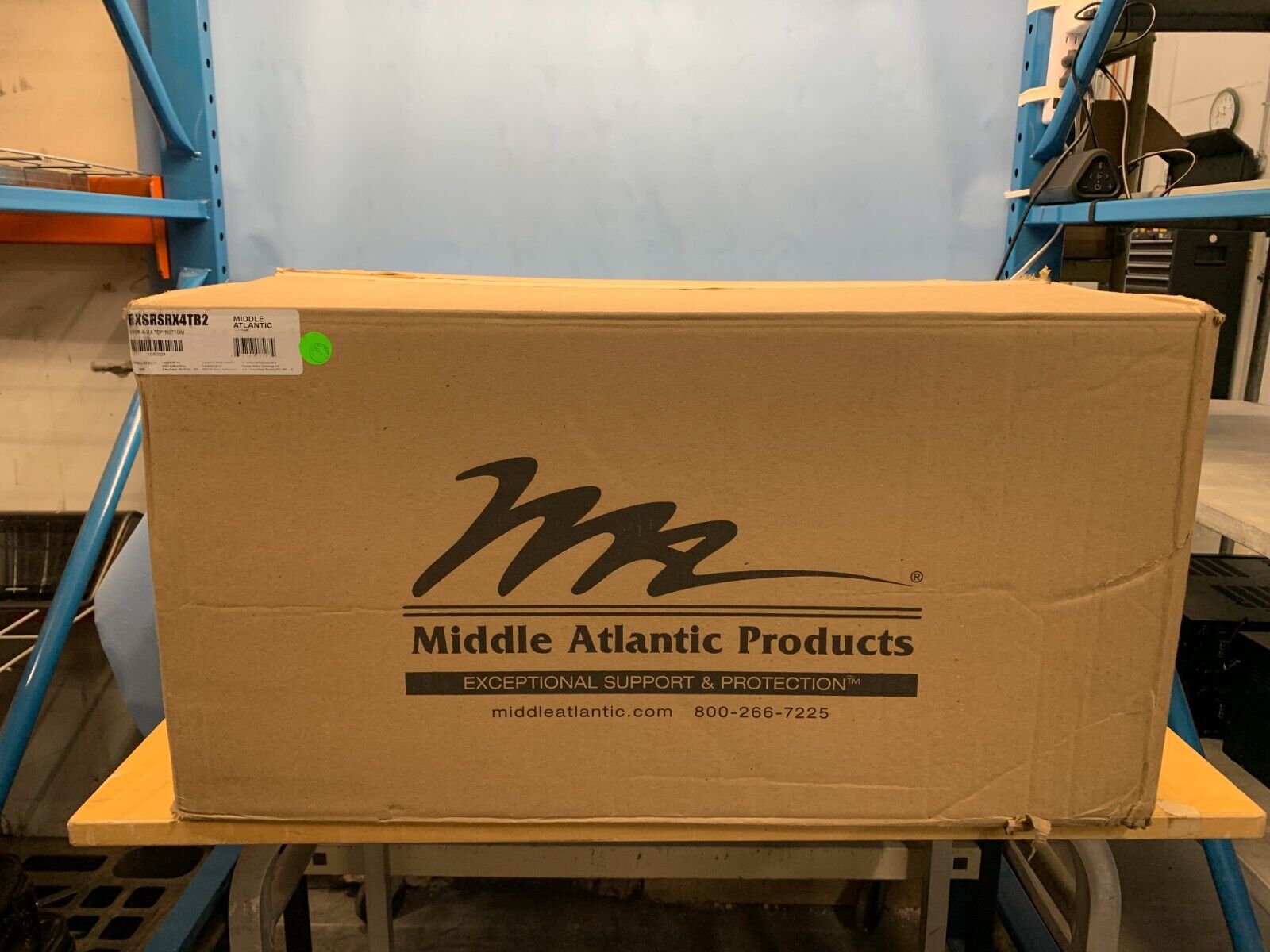 Middle Atlantic BXSRSRX4TB2 Rotating Sliding Rack System – LPAV