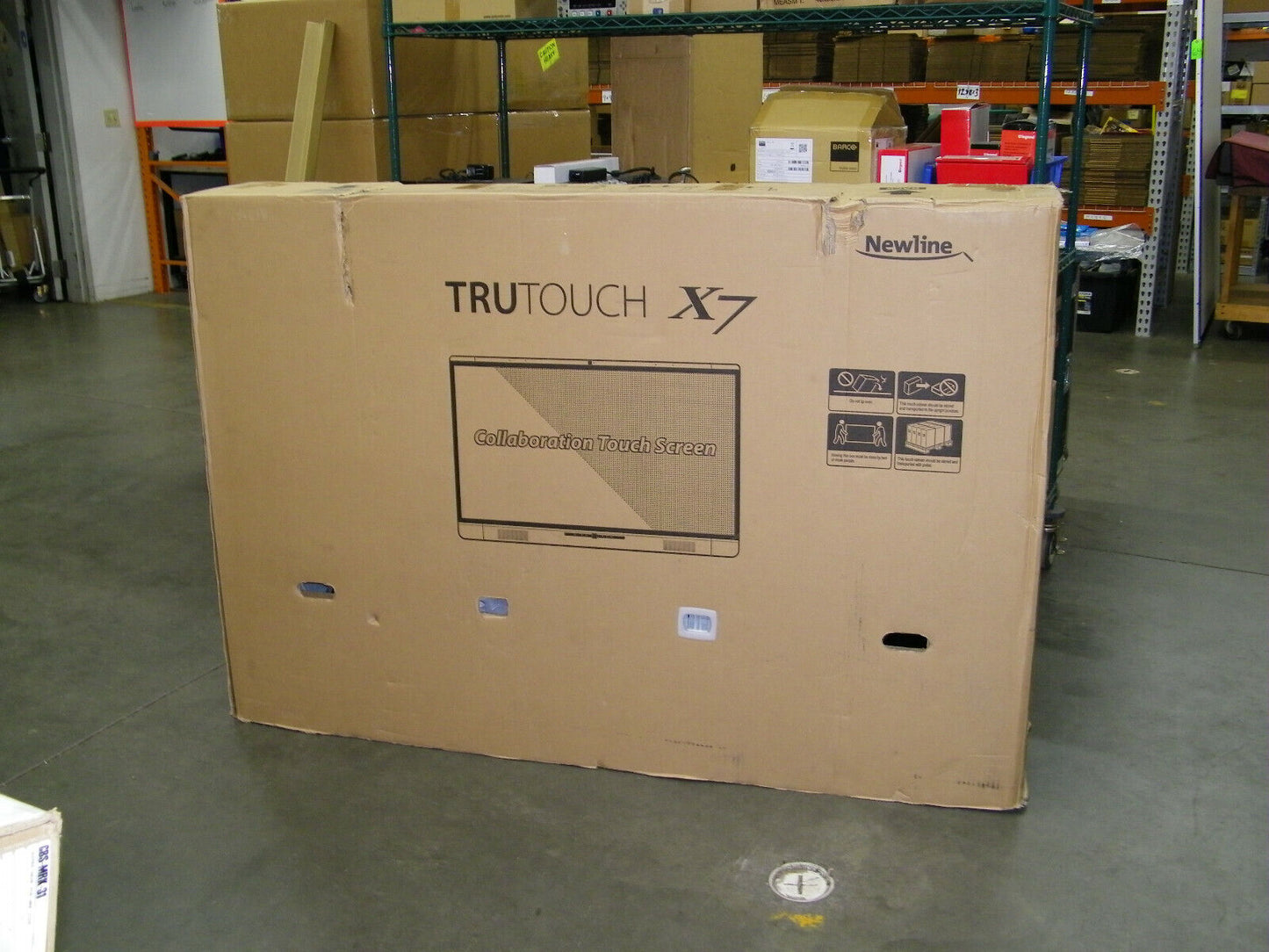 Newline Trutouch X7 / 70" Collaboration Series Interactive Touchscreen Display