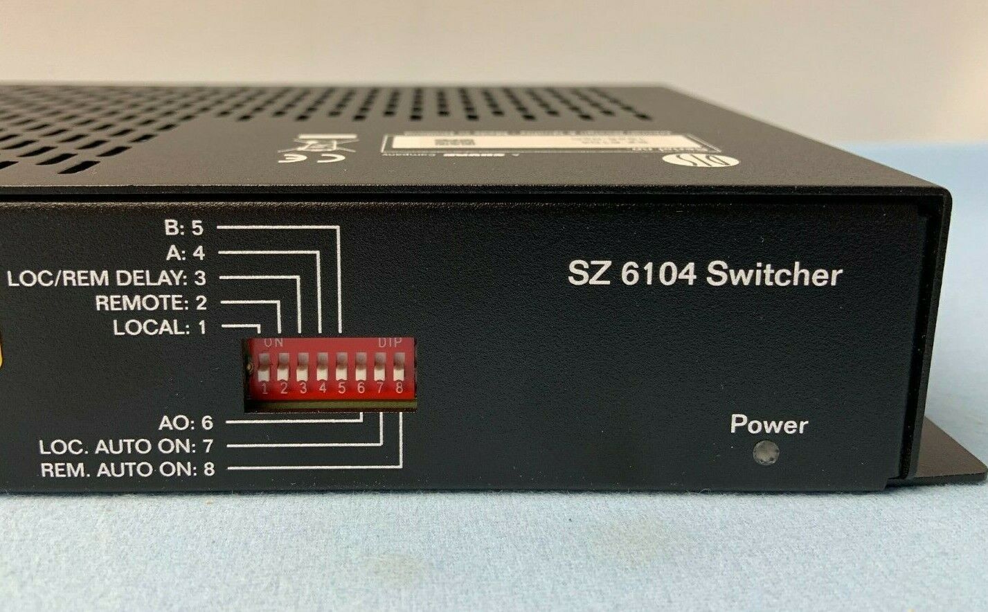 Shure SZ 6104 Switcher for DIS-CCU Central Units