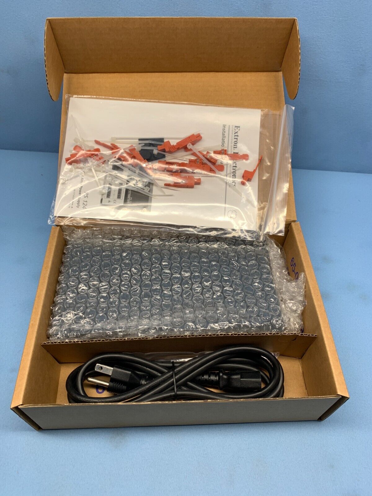 Extron PS 124 (60-1022-01) Multiple Output 12 VDC, 48 W Power Supply – LPAV