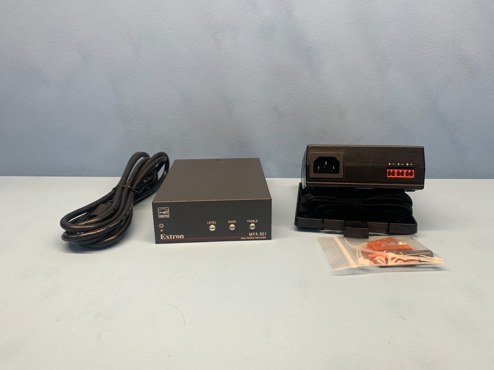Extron MPA 601-70V 60W Mono Mini Power Amp 60-1449-01 w/ Power (28-113 ...