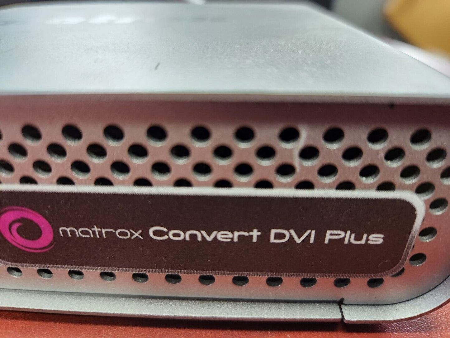 Matrox Convert DVI Plus MD28820 DVI to SDI Converter with Power