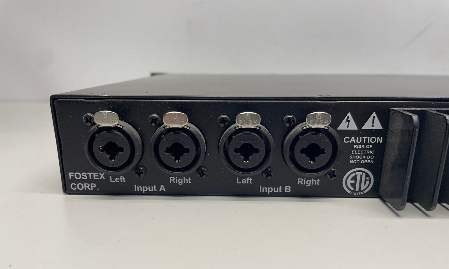 Fostex RM-1 : 1U Rackmount Monitor