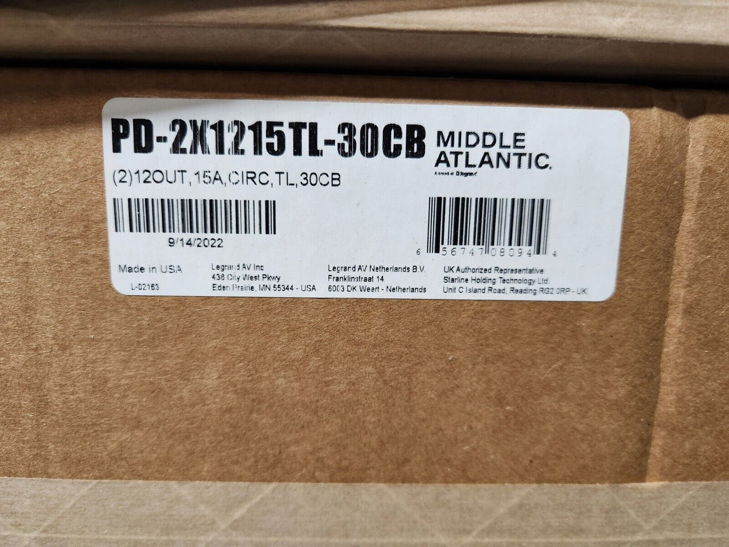 Middle Atlantic PD-2X1215TL-30CB PD2X1215TL30CB 15 AMP 24 OUTLET TWISTLOCK STRIP