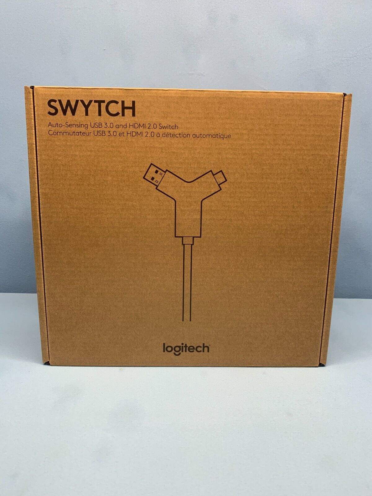 Logitech SWYTCH HUB VU0057 Auto-Sensing USB3.0 & HDMI2.0 Switch  P/N 952-000009