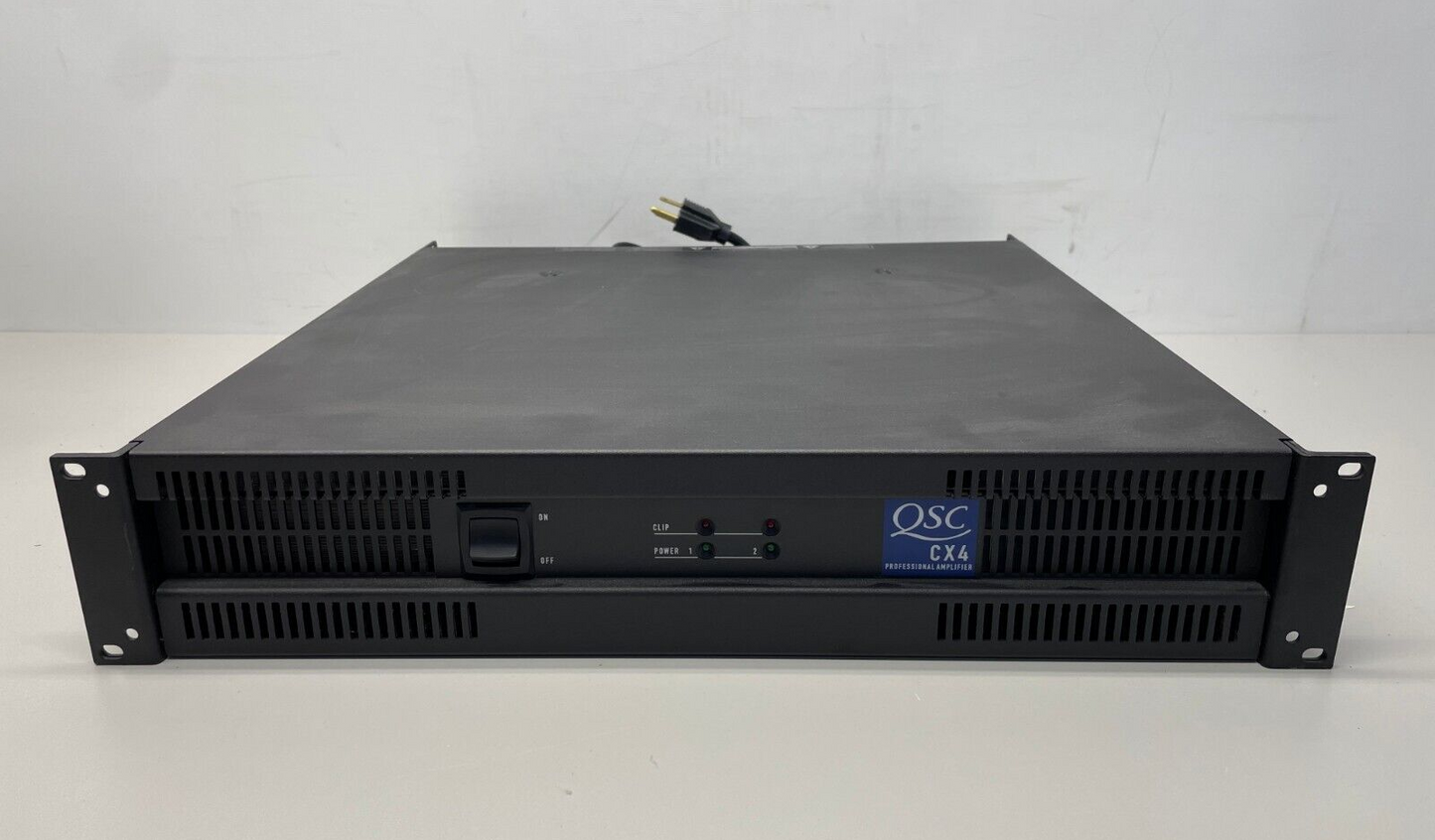 QSC CX4 CX Series Professional 2-Channel Power Amplifier Amp 225WPC@4ohm