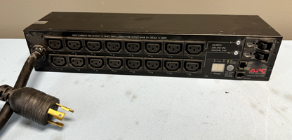 APC AP7911 Rack PDU Switched, 2U, 30A, 208V, Sixteen C13 Power Distribution Unit