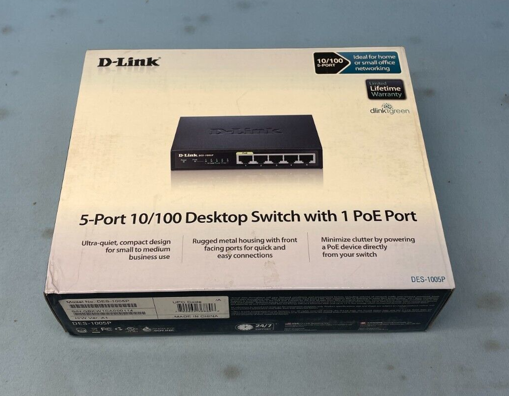 D-Link DES-1005P 5-Port 10/100 Desktop Switch w/ 1 PoE Port