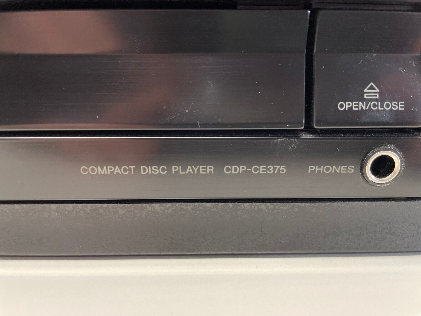 Sony CDP-CE375 5 Disc Carousel CD Changer - Rack Mount Included