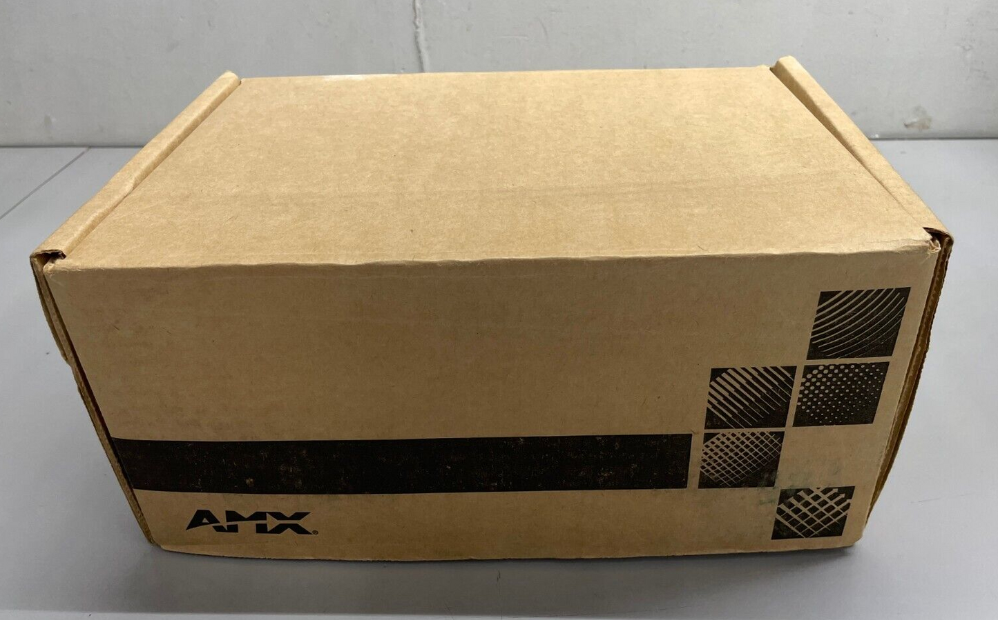 AMX HPX-MSP-7-BL 8 Module HydraPort Modular Table Box, 7" Touch Panel, Black
