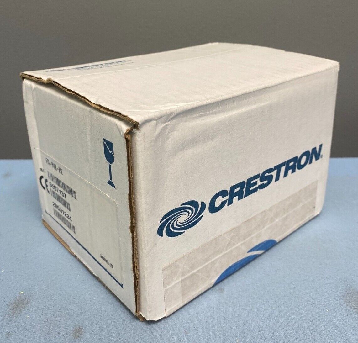 Crestron FTA-PWR-212 FlipTop AC Power Outlet Module, Dual, UK, Type G 6507137