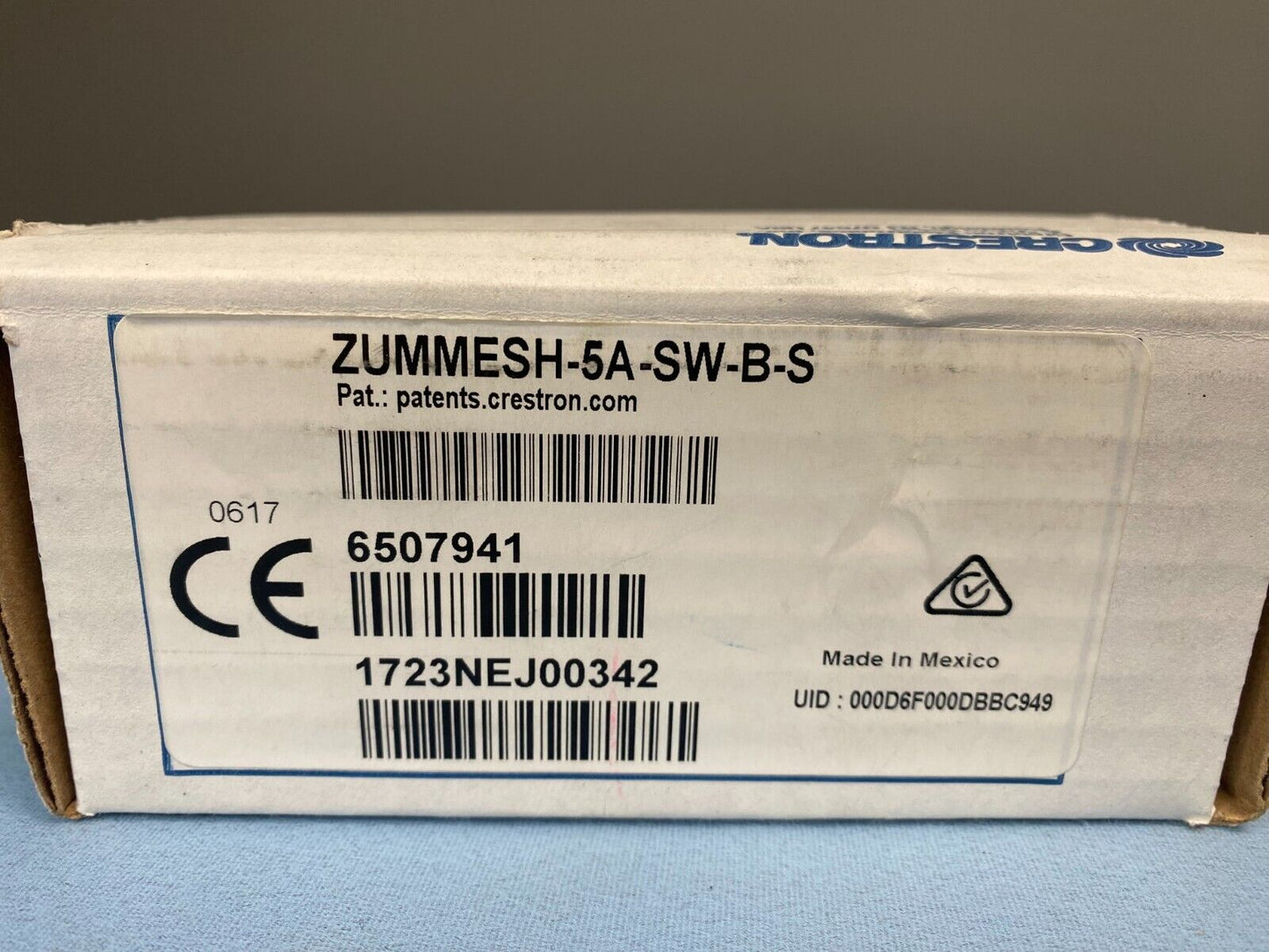Crestron ZUMMESH-5A-SW-B-S Zūm Wireless 0-10V Wall-Box Dimmer, 5A 6507941 NOB